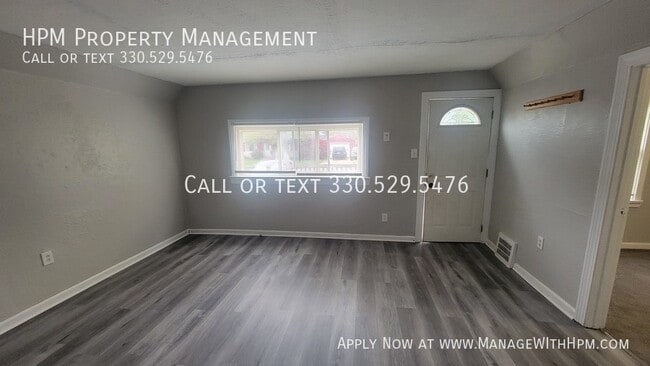 Building Photo - 1292 Stratford St