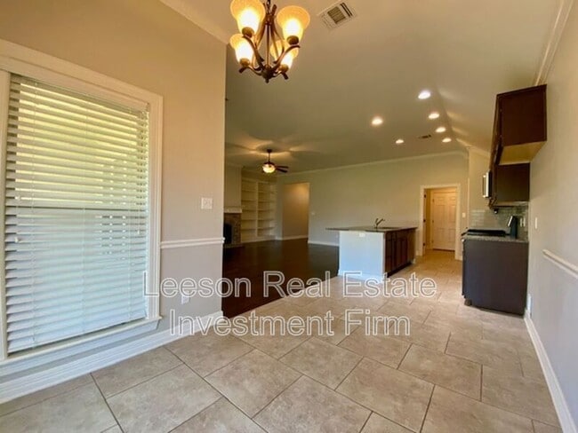 Building Photo - 2168 Sweet Bay Cir