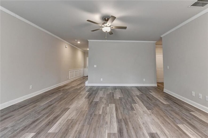 Building Photo - 217 Rockfern Ter