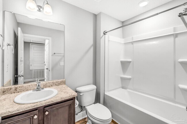 Building Photo - 6036 Royal Port Ct
