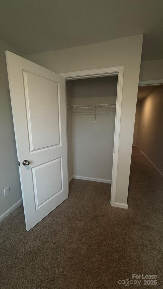 Building Photo - 4116 Lurelin Ln