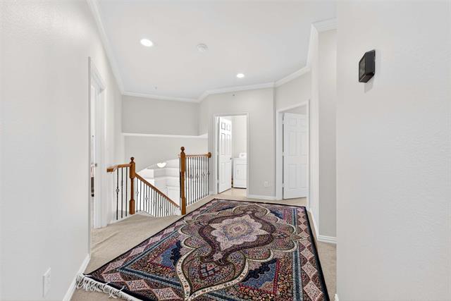 Building Photo - 4440 Jardin St