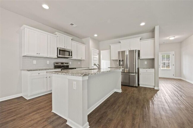 Building Photo - 139 Hunts Ml Cir