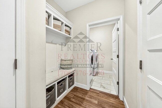 Building Photo - 6897 Omaha Dr