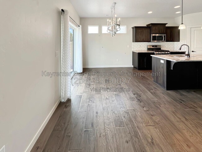 Building Photo - 1376 W Pebblestone Dr