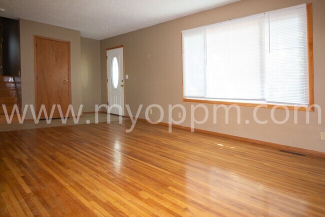 Building Photo - Great 3-Bedroom House on Westwood Lane