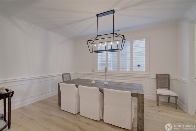 Building Photo - 5Bd/4.5Ba Sammamish House