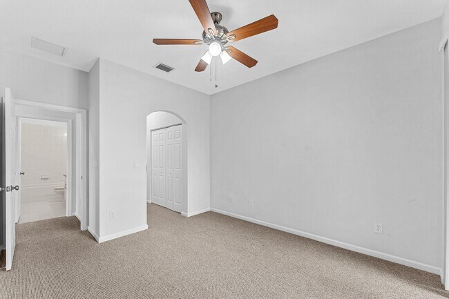 Building Photo - 6515 Diamond Springs Terrace