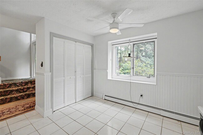 Building Photo - 811 Eagle Bay Dr