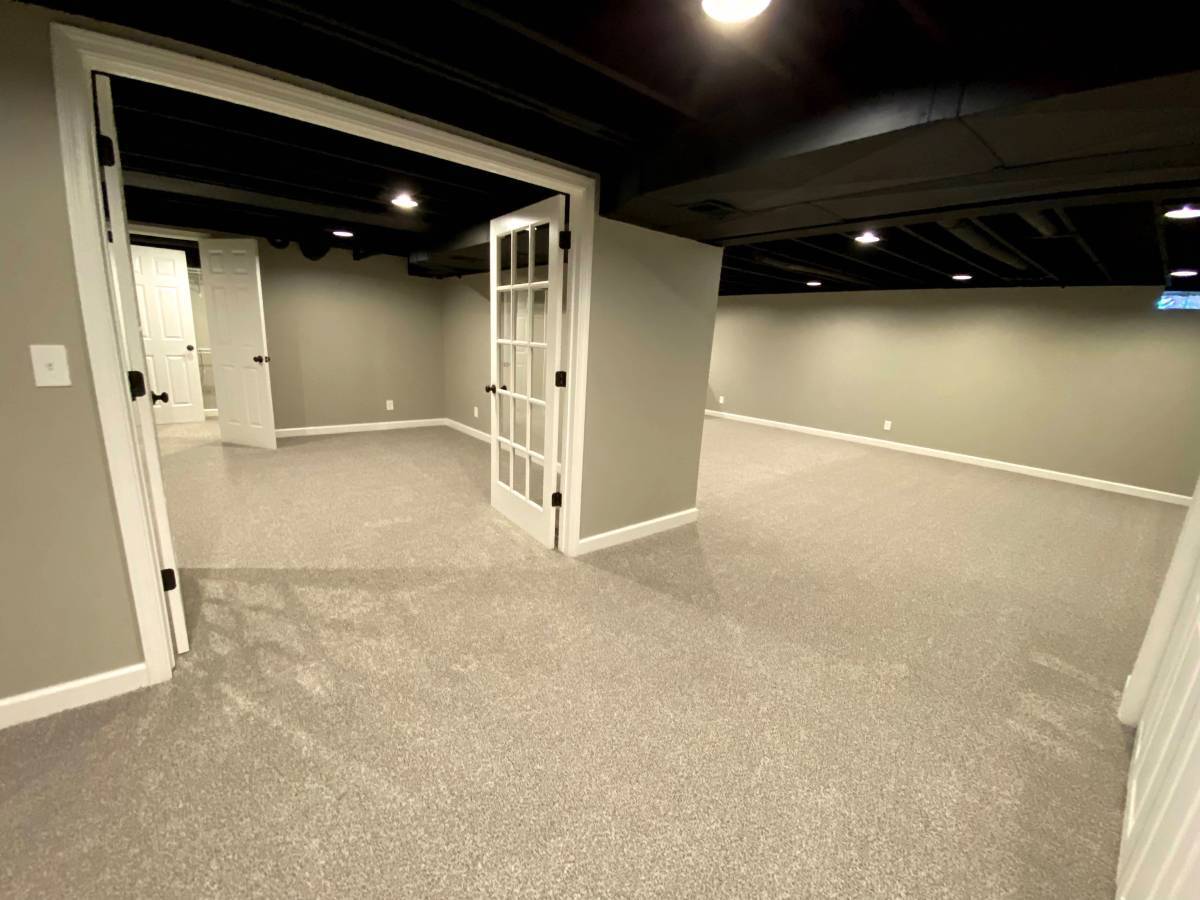 Building Photo - 117 Juniper Drive
