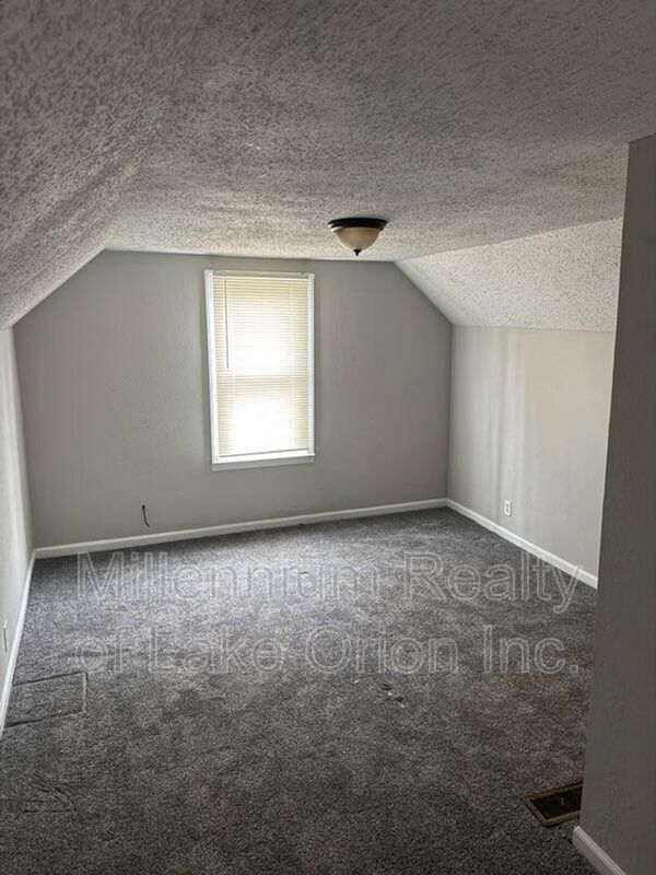 Building Photo - 695 1st Ave