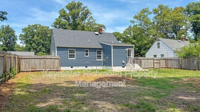 Building Photo - 6419 Crescent Pkwy