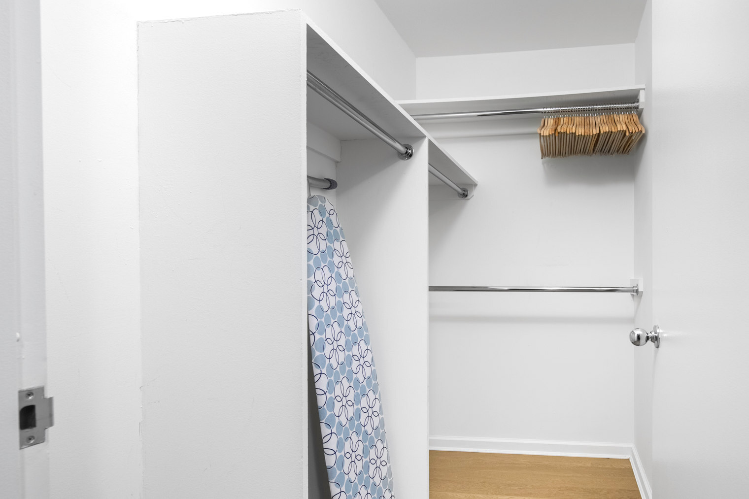 Building Photo - 535 W 23 St