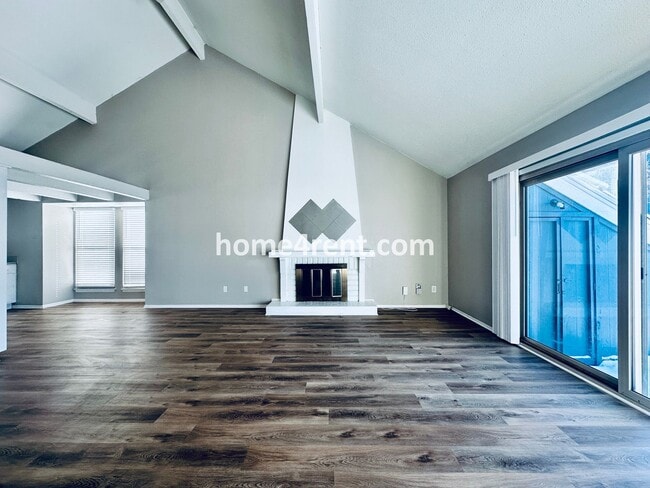 Building Photo - Newer LVP Flooring, Paint and SS Appliance...