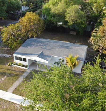 Building Photo - 843 SW 20th St