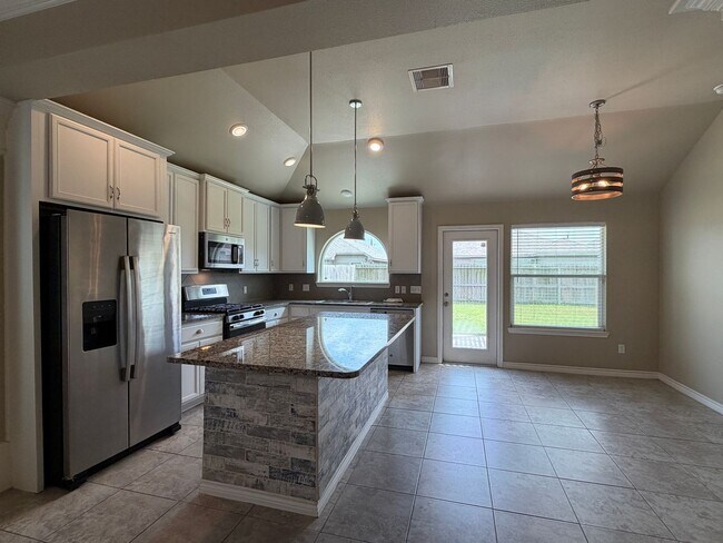 Building Photo - Parkview at the Preserve