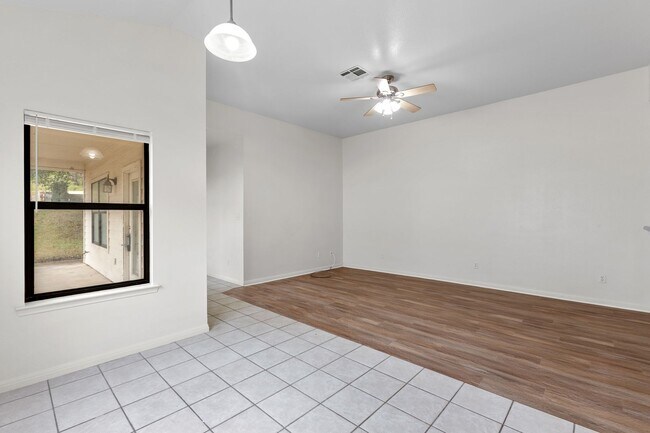 Building Photo - Massive 3 Bedroom, 3 Bath Duplex