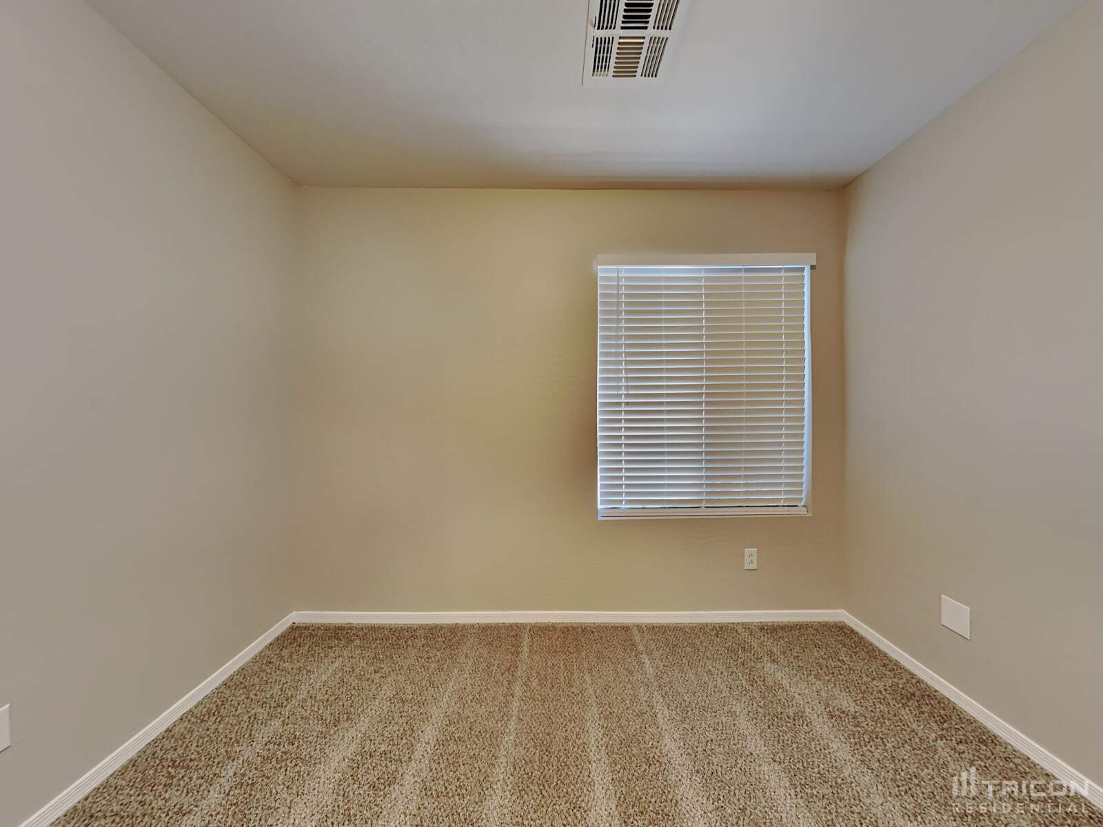 Building Photo - 23377 W Cocopah St
