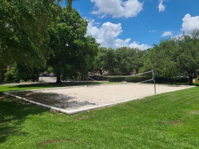 Building Photo - 36047 Deer Creek Dr