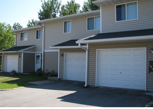 Building Photo - Raintree West Apartments