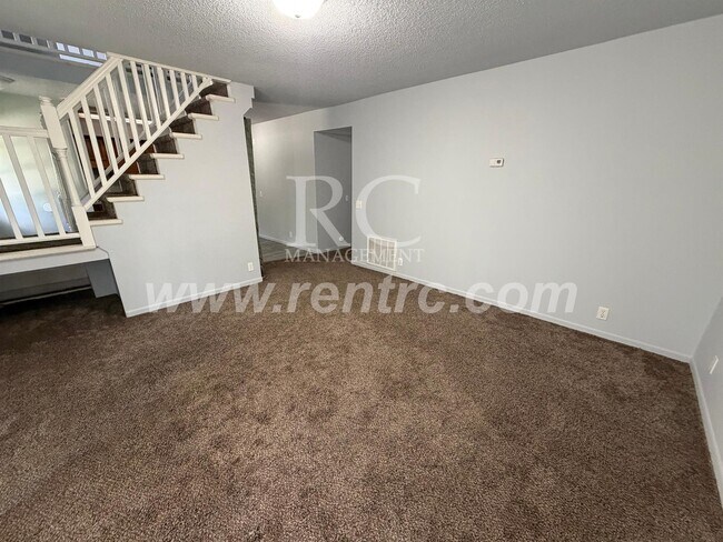 Building Photo - 15986 Arrowhead Rd