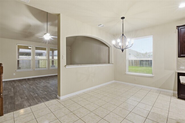 Building Photo - 4802 Taylor Drive