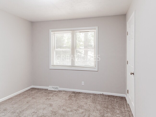 Building Photo - NOW OFFERING HALF OFF THE FIRST FULL MONTH...