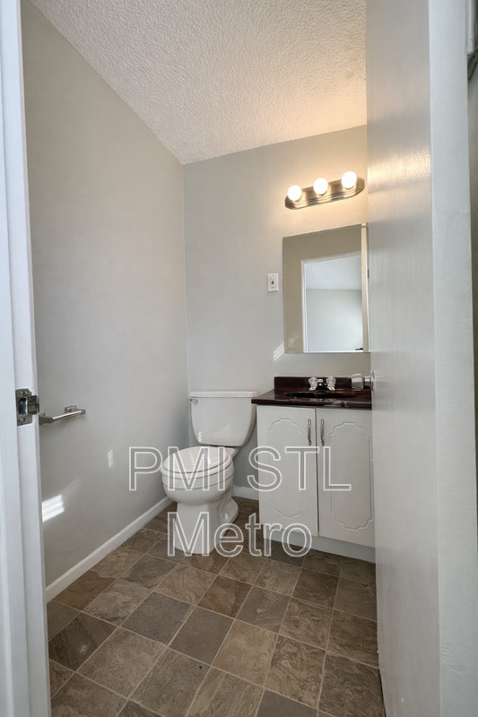 Building Photo - 8439 Alder Ave