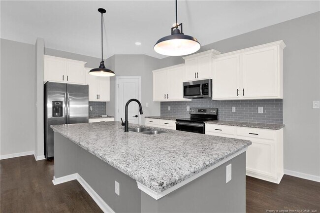 Building Photo - 2346 Spinning Wheel Rd