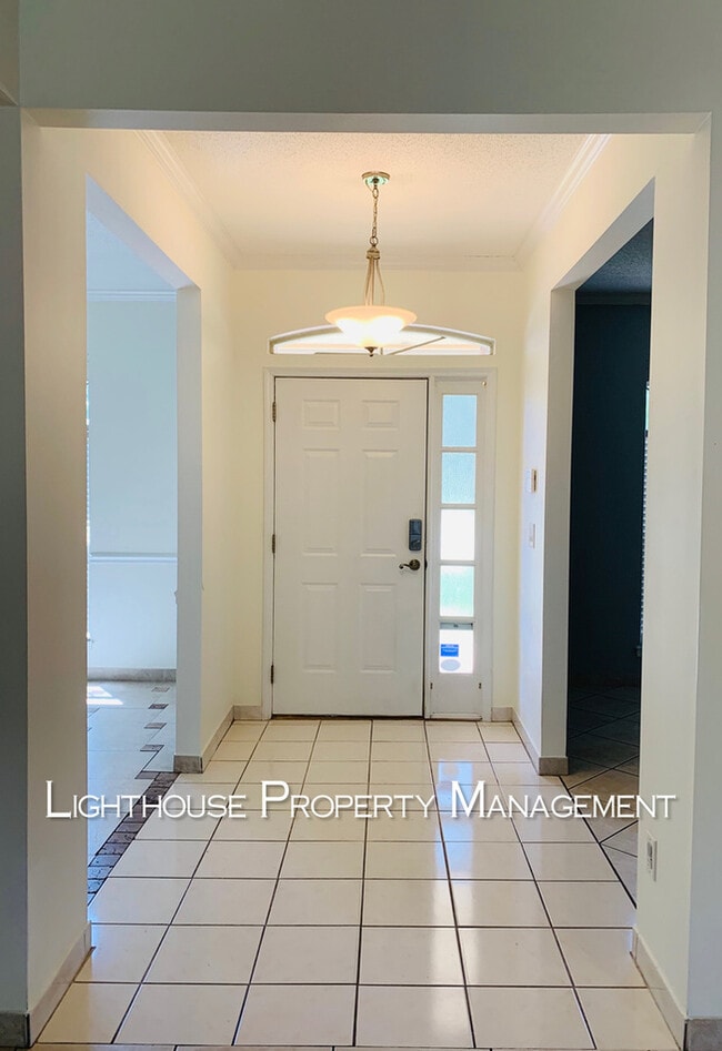 Building Photo - Pristine 3/2 in University Park!  Won't Last Long!