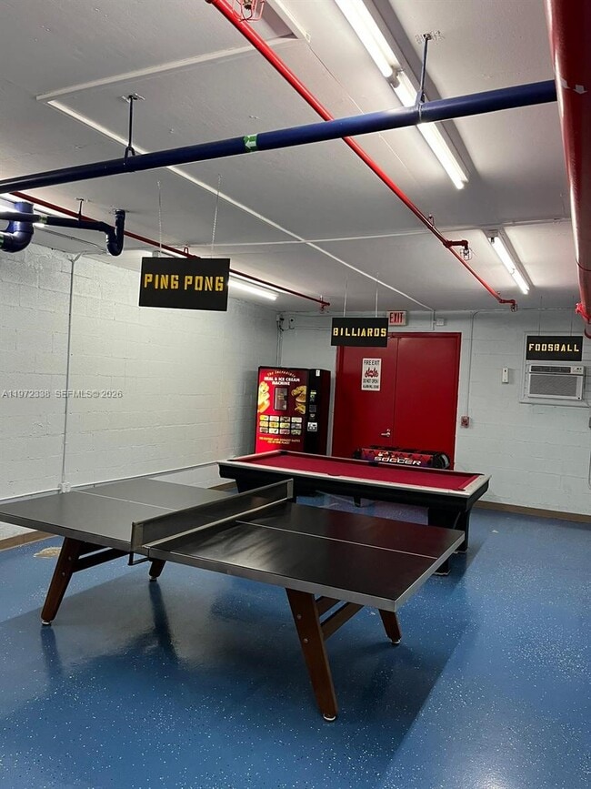 Building Photo - 3400 NE 192 St