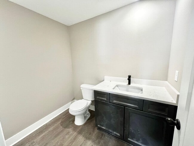 Building Photo - 2267 S Chateau Ct