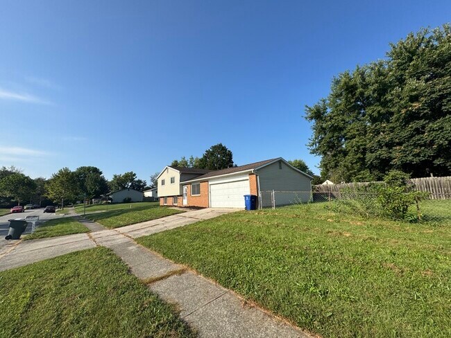 Building Photo - 3515 Meadow Valley St