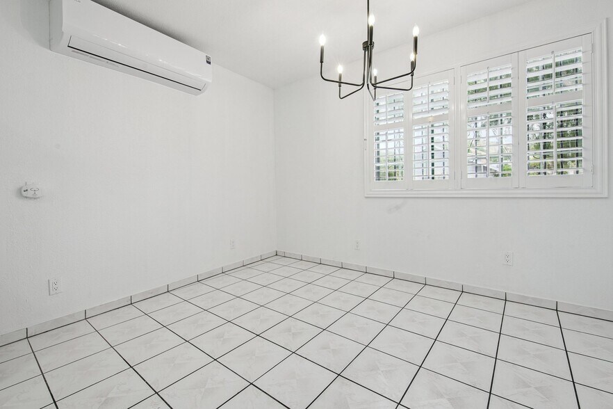 Building Photo - 3628 Arroyo Seco Ave