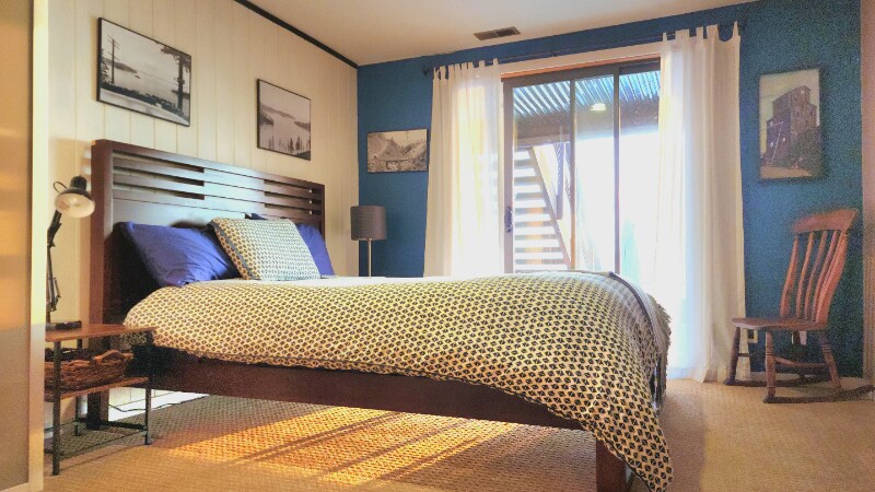 Building Photo - 1231 Chuckanut Dr