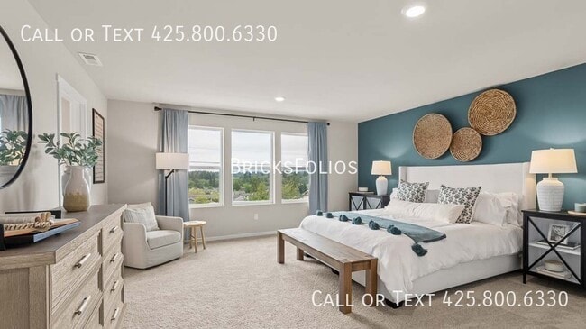 Building Photo - 4004 Hyde Lp NE