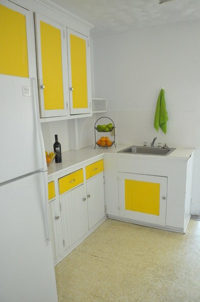 Kitchen - 210 Delaware Ave