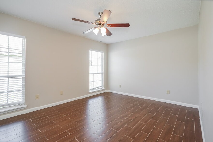 Building Photo - 2851 Tuscarora Trail