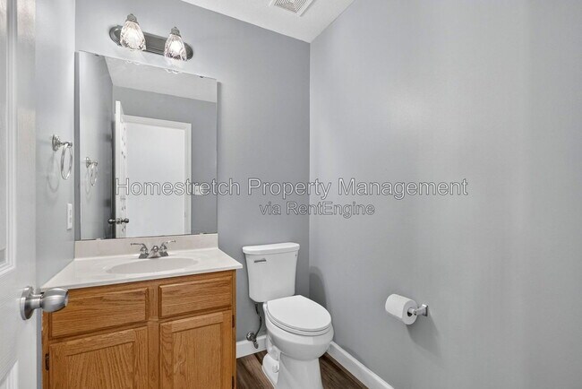 Building Photo - 6910 Emmons Dr