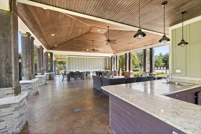 Building Photo - 924 Sandbar Loop