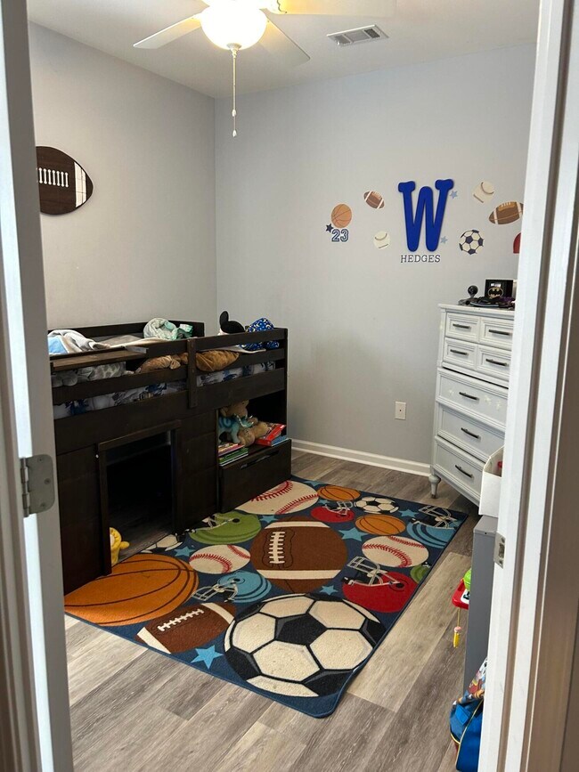 Building Photo - 250 Jefferson St