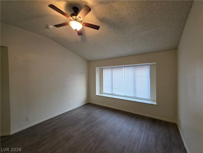 Building Photo - 6561 Avon Ct