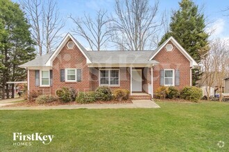 Building Photo - 113 Deertrack Dr