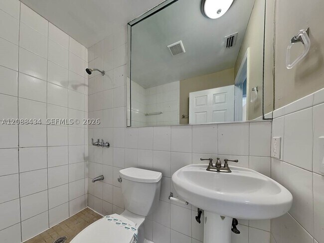 Building Photo - 14867 SW 56th Terrace