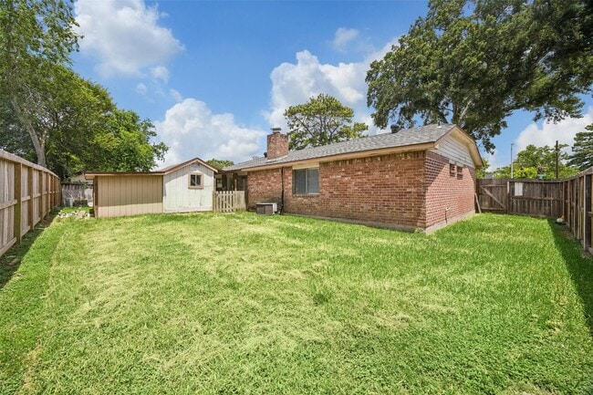 Building Photo - 7503 Winkle Wood Ln