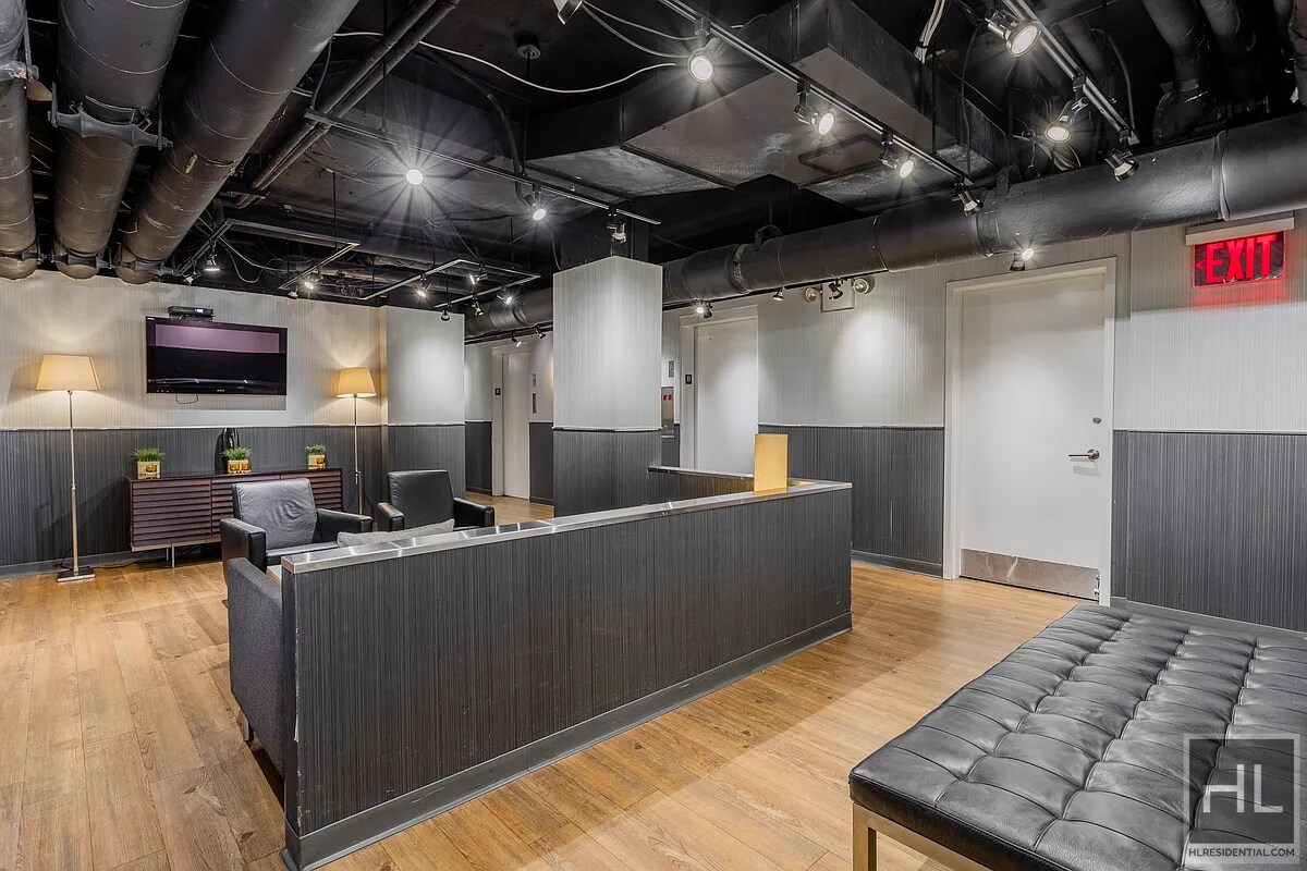 Building Photo - EAST 63 STREET