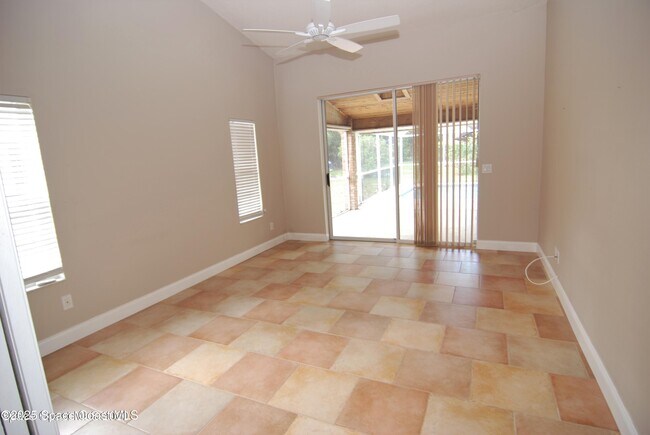 Building Photo - 2372 Windham Dr