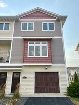 Building Photo - 2161 Rolling Green Ln