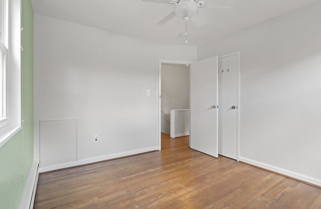 Building Photo - 5145 8th St NE