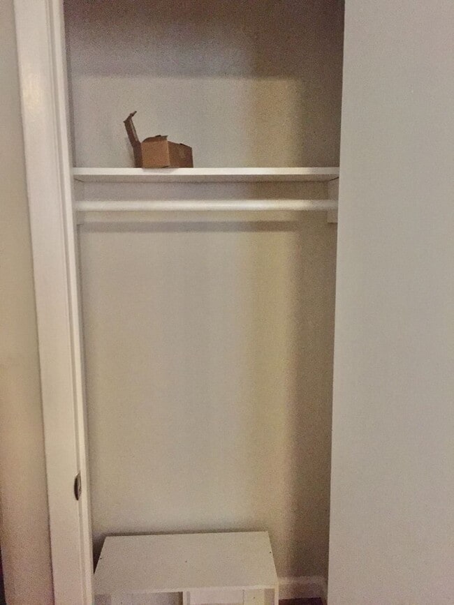 Building Photo - TURN KEY FULLY FURNISHED RENTAL